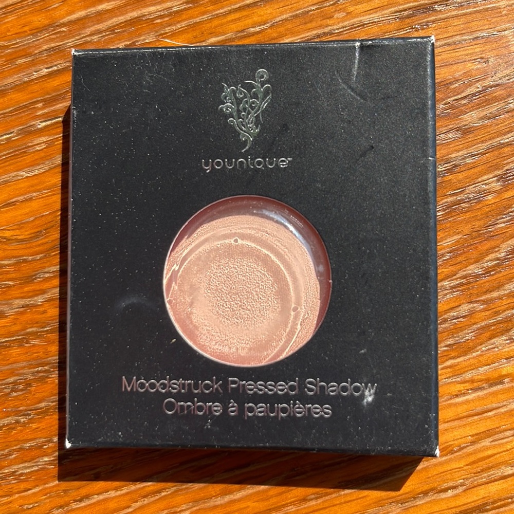 Younique Eyeshadow